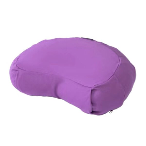 Comfortable Moon-Shaped Meditation Cushion1