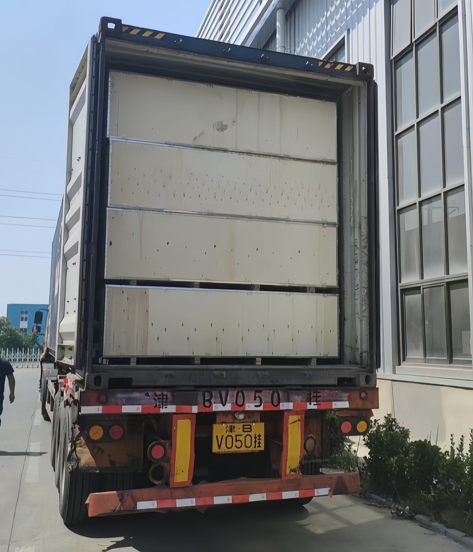 commercial-gym-equipment-wholesale-shipment