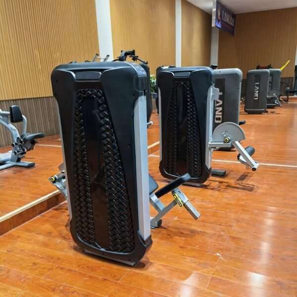 Prone Leg Curl Machine2