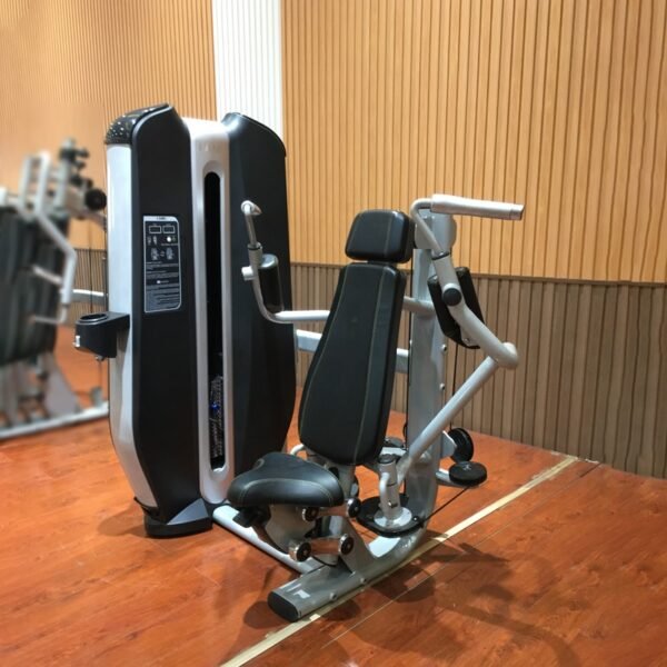 Machalon Pear Delt Incline Pec Fly1